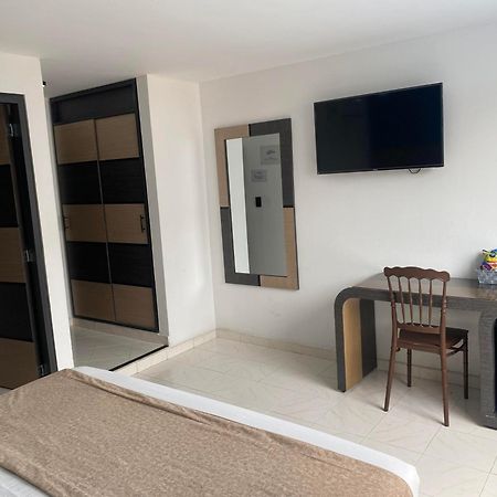 Hotel Plaza Real Оканья Экстерьер фото
