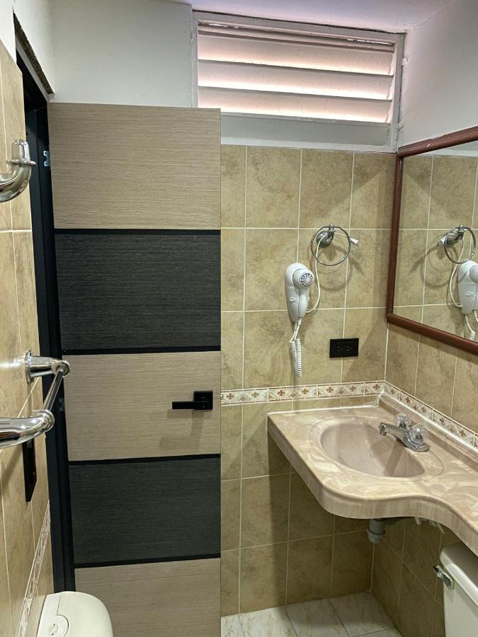 Hotel Plaza Real Оканья Экстерьер фото