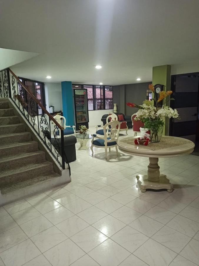 Hotel Plaza Real Оканья Экстерьер фото